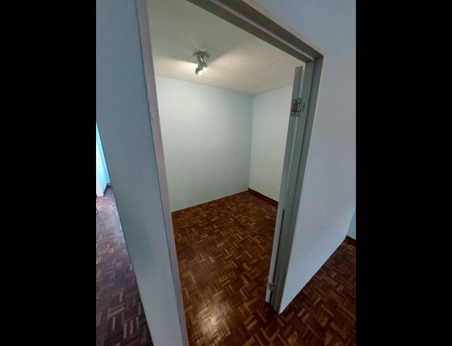 3 BEDROOM APARTMENT FOR SALE IN SUNNYSIDE